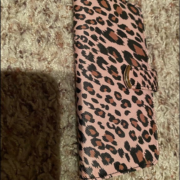 Leopard wallet - Picture 1 of 2